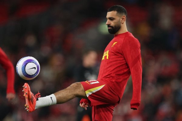 股王配资 斯洛特谈萨拉赫替补: 这是个艰难的决定, 每次挑首发我都觉得很难